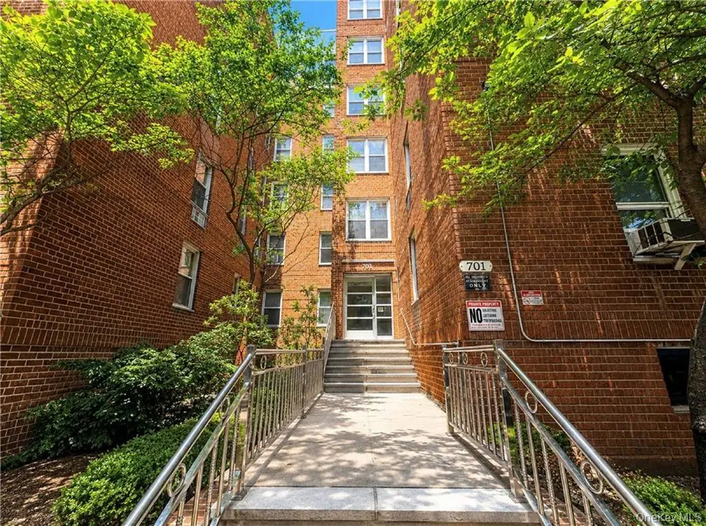 701 Gerald Court #2E, Brooklyn, NY 11235 - #1