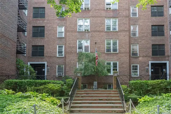 120-10 85th Avenue #5H, Kew Gardens, NY 11415