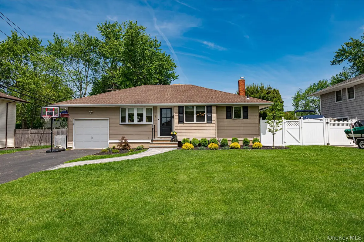3 Baylor Drive, Smithtown, NY 11787 - #1