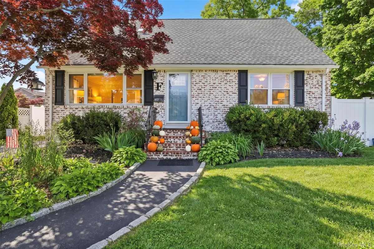 413 Pecan Street, Lindenhurst, NY 11757 - #1
