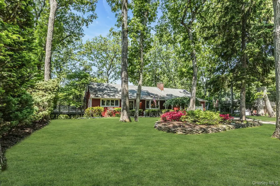 26 Marys Lane, Centerport, NY 11721 - #2