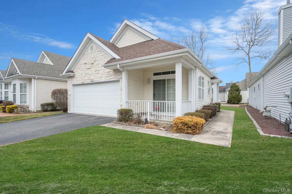 515 Leisure Drive, Ridge, NY 11961 - #1