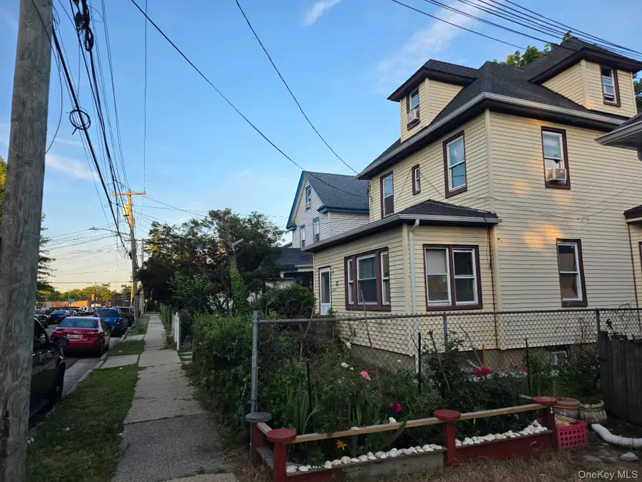 22 Webb Avenue, Hempstead, NY 11550 - #3