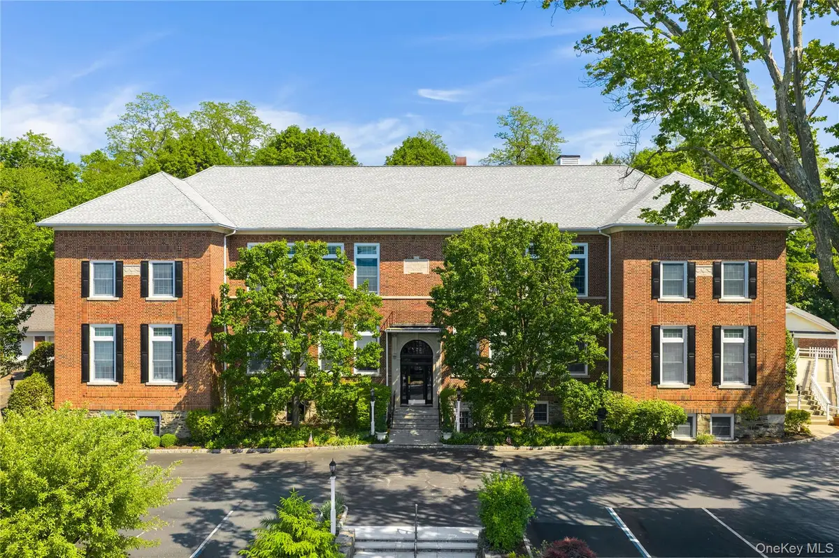 20 Whippoorwill Road E #2J, Armonk, NY 10504 - #1