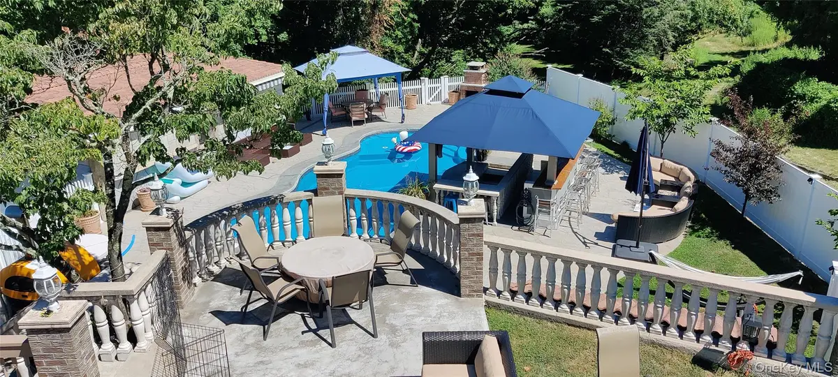 110 Park Lane, West Harrison, NY 10604 - #1