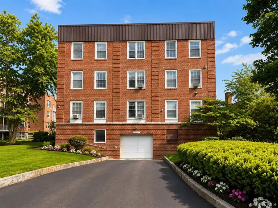 230 Central Avenue #3-I, Lawrence, NY 11559 - #3