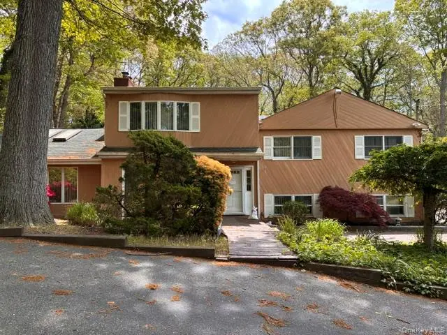80 Alpine Way, South Huntington, NY 11746 - #1