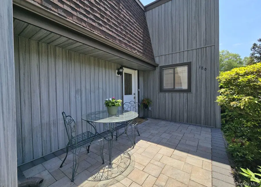 180 Strathmore Gate Drive, Stony Brook, NY 11790 - #2