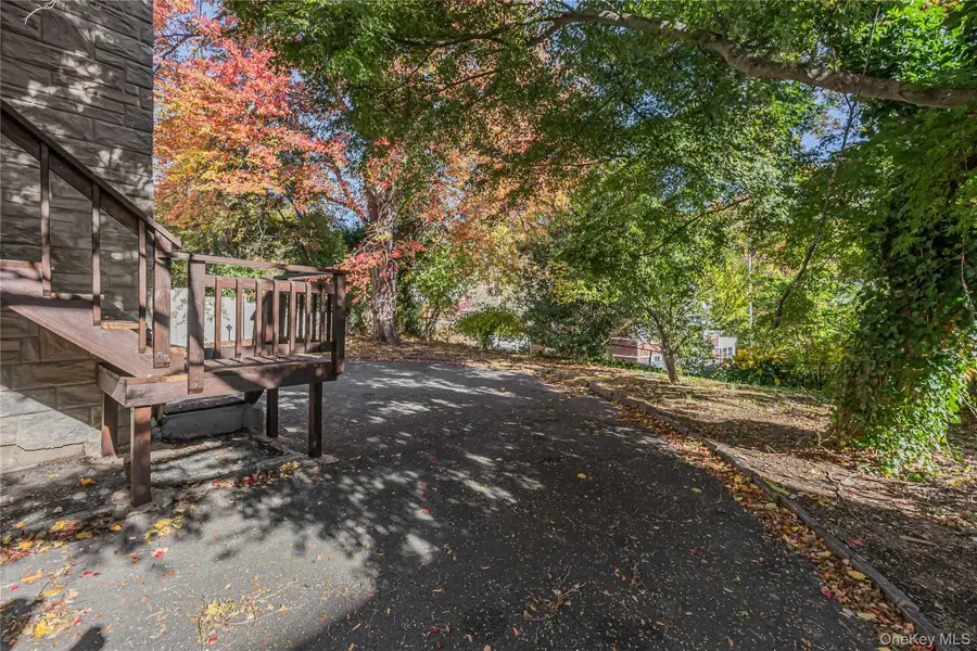 39 Hillcrest, Hartsdale, NY 10530 - #3