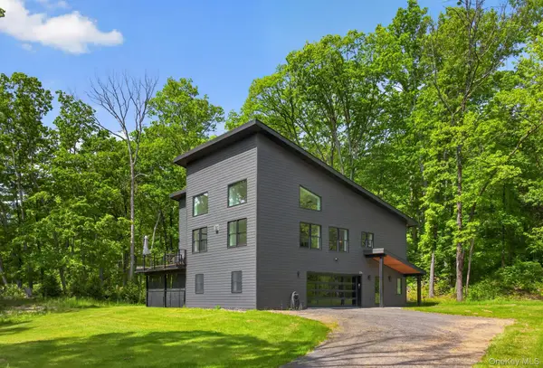 739 Old Post Road, New Paltz, NY 12561