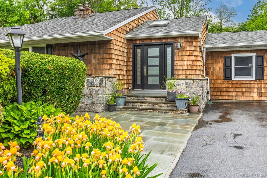 7 Longacre Drive, Huntington, NY 11743 - #2