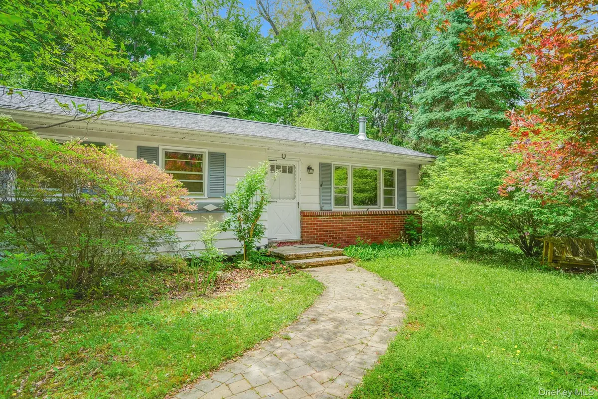 34 Julie Drive, Hopewell Junction, NY 12533 - #1