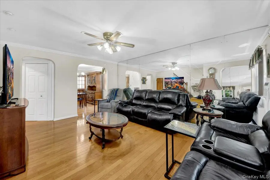 2930 Dudley Avenue, Bronx, NY 10461 - #2