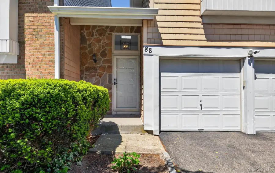 88 Hidden Ridge Drive, Syosset, NY 11791 - #2