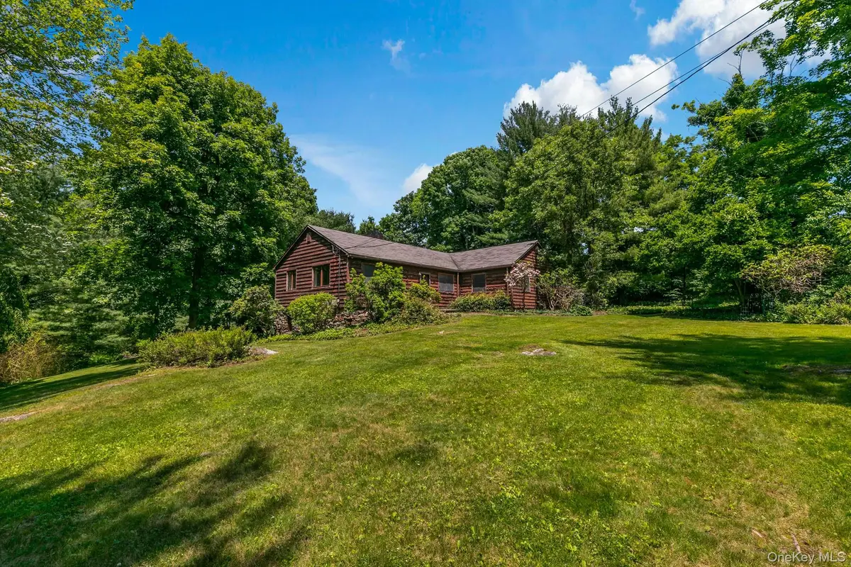538 Croton Heights Road, Yorktown Heights, NY 10598 - #1
