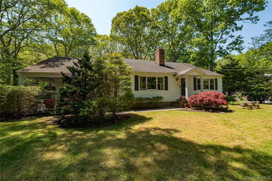 179 Dix Hills Road, Dix Hills, NY 11746 - #3
