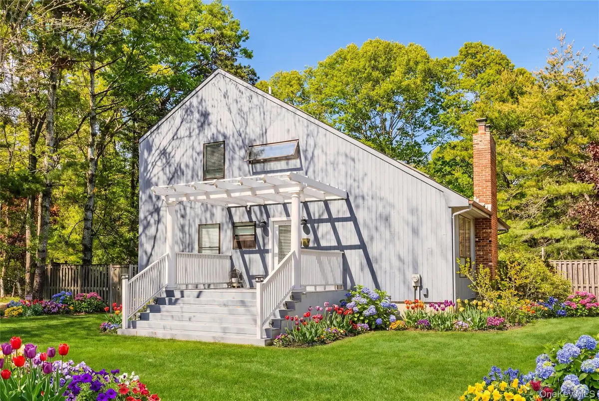 37 Blue Jay Way, East Hampton, NY 11937 - #1