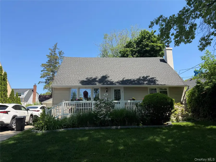 84 Wilson Boulevard, New Hyde Park, NY 11040 - #3