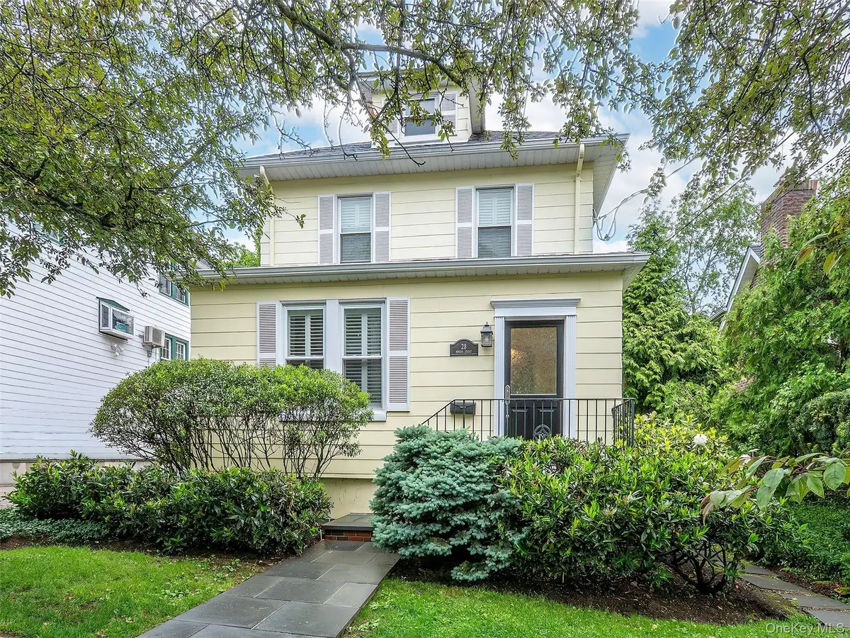 28 Monroe Street, Port Washington, NY 11050 - #1