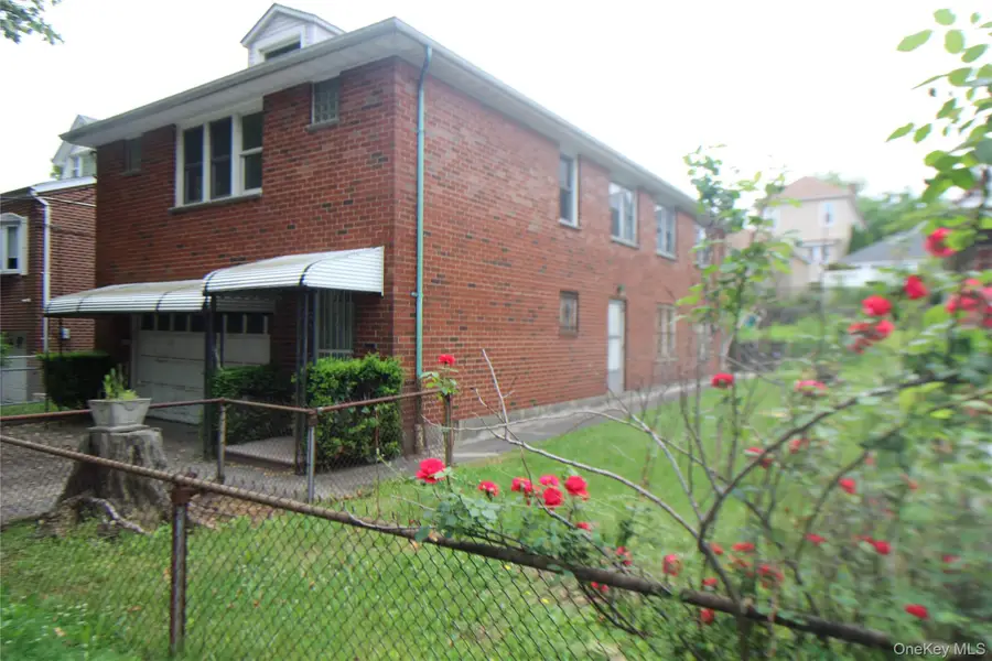 1039 Throggs Neck Expressway, Bronx, NY 10465 - #3