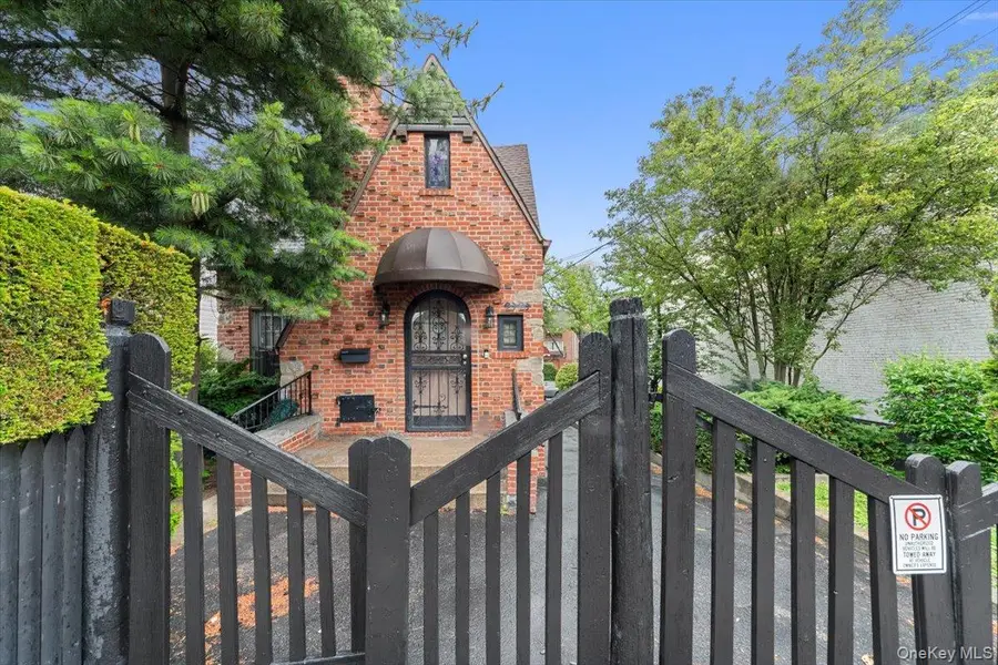 2323 Powell Avenue, Bronx, NY 10462 - #2