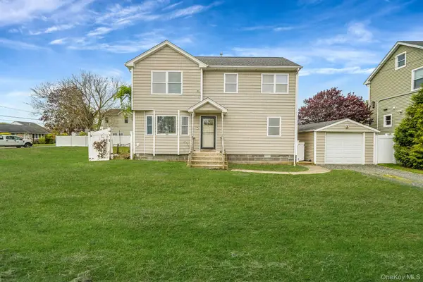 374 Rider Avenue, Patchogue, NY 11772