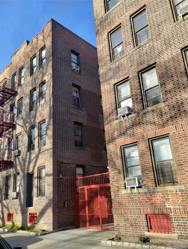 Address Withheld By Seller, Woodside, NY 11377