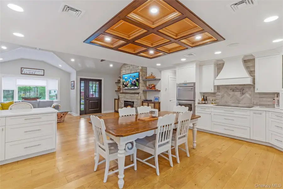 345 Bartley Road, Mattituck, NY 11952 - #2