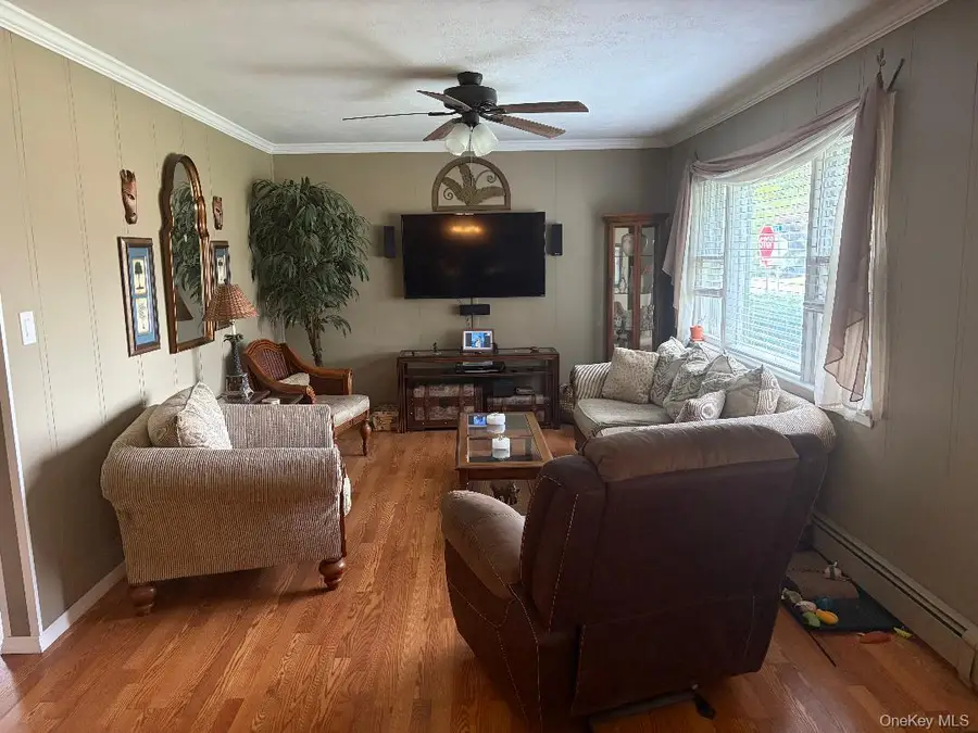 388 1st Avenue, Bayport, NY 11705 - #3