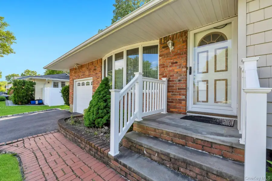 13 Fruitwood Lane, Commack, NY 11725 - #2