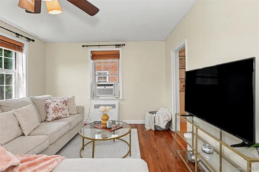 1815 Palmer Avenue #2L, Larchmont, NY 10538 - #3