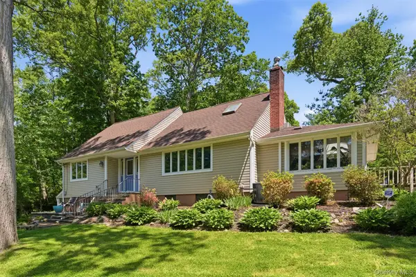 106 Vineyard Road, Huntington, NY 11743