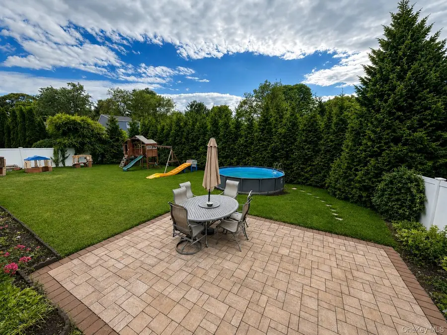 3 Win Haven Lane, Commack, NY 11725 - #2
