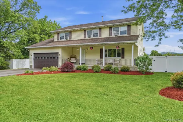 37 Guernsey Drive, New Windsor, NY 12553