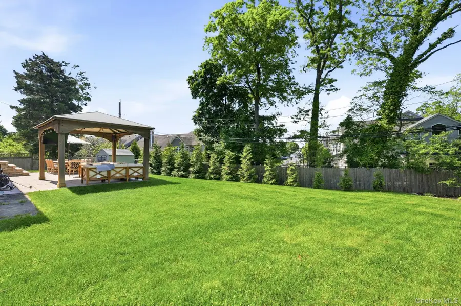 12 Westbrook Lane, Smithtown, NY 11787 - #2