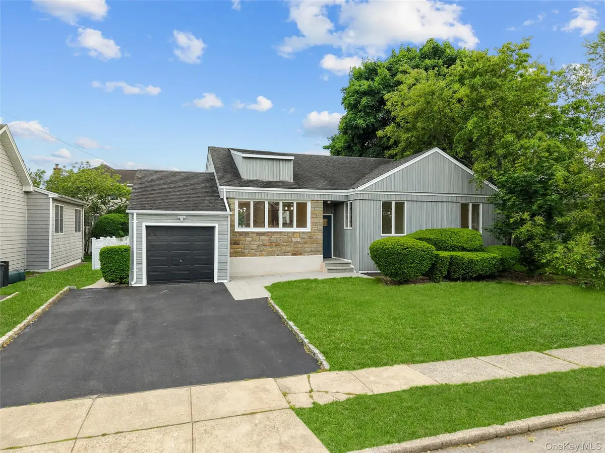 31 Cail Drive, East Rockaway, NY 11518 - #1