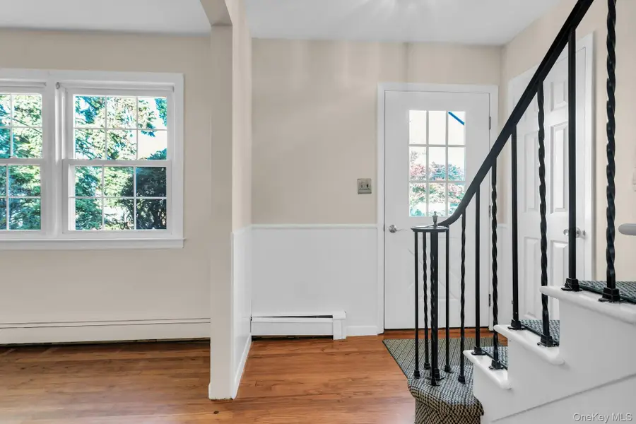 12 Violet Road, Bayville, NY 11709 - #3