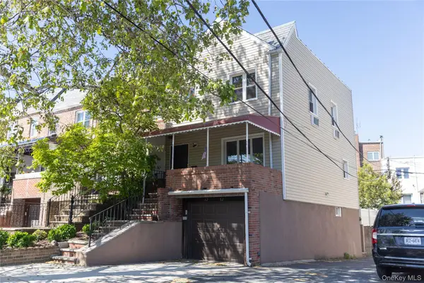 6282 Dry Harbor Road, Middle Village, NY 11379