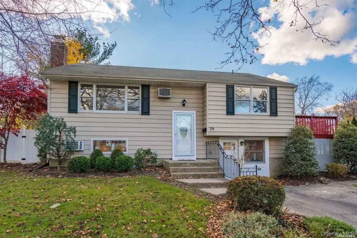 29 Ripley Drive, Northport, NY 11768 - #1