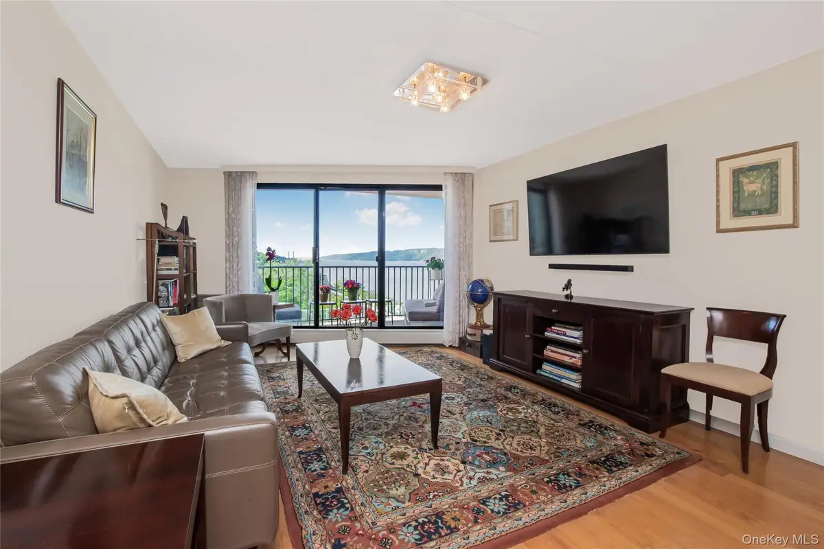 1155 Warburton Avenue #3PR, Yonkers, NY 10701 - #1