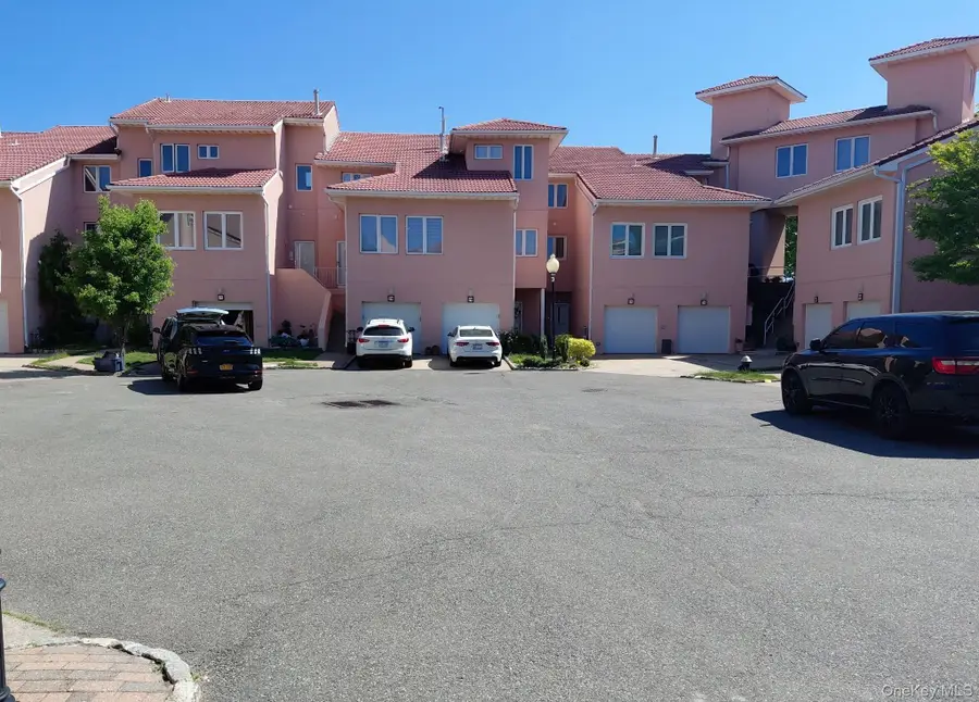 57 Harbour Court, Staten Island, NY 10308 - #3