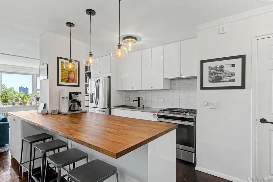 4555 Henry Hudson Parkway #805, Bronx, NY 10471 - #3