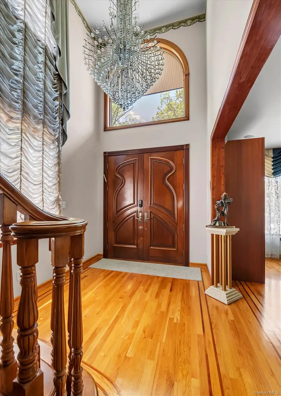 18042 Aberdeen Road, Jamaica, NY 11432 - #2