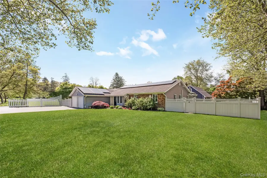 73 Ciro Street, Huntington, NY 11743 - #3