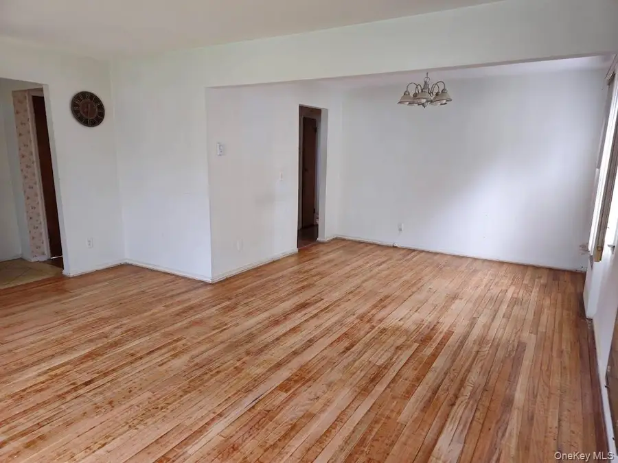 107 Union Avenue, Lynbrook, NY 11563 - #3