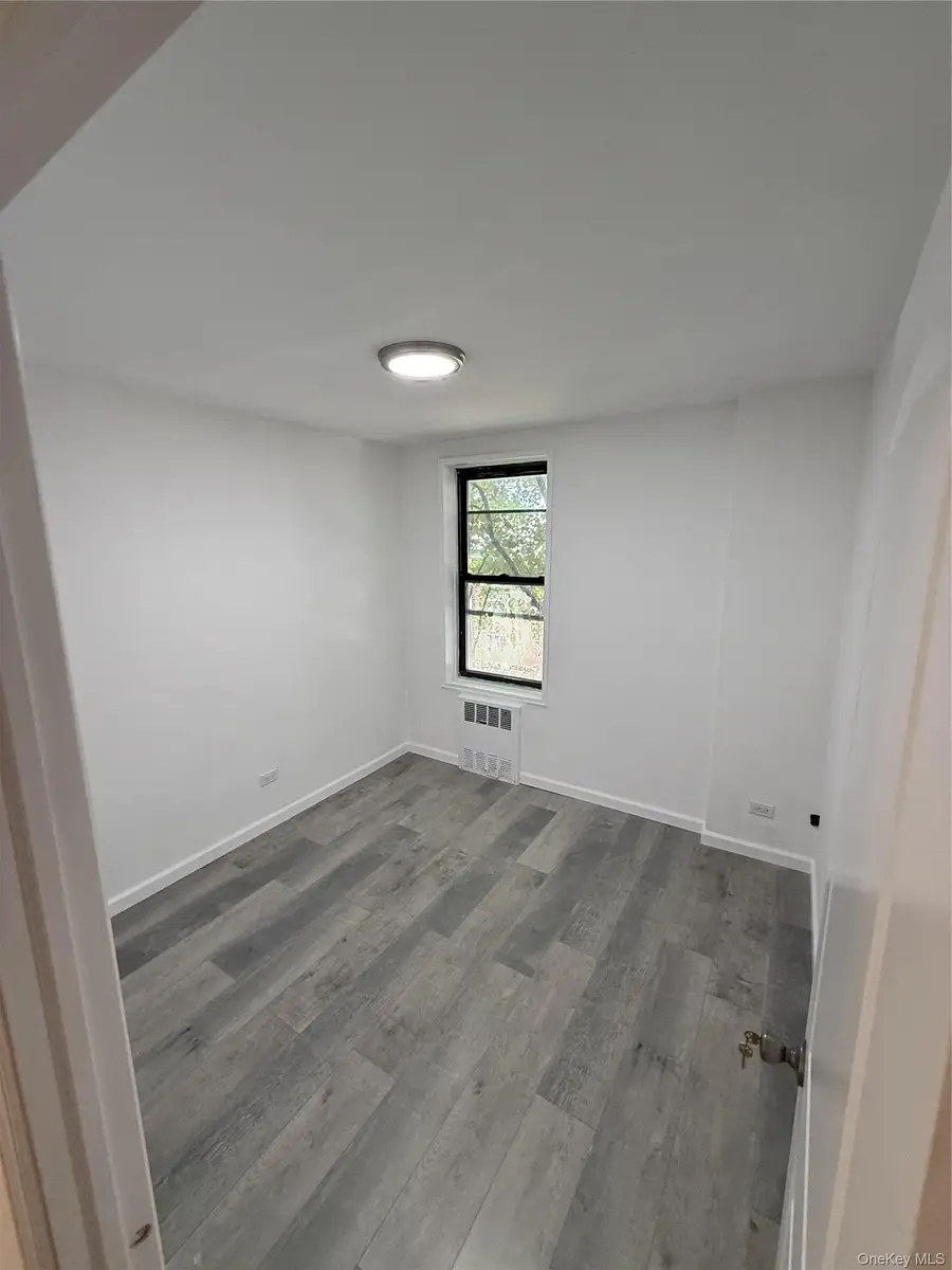 83-45 Vietor Avenue #5R, Elmhurst, NY 11373 - #3