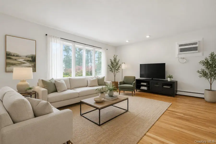 2073 Washington Street, Merrick, NY 11566 - #3