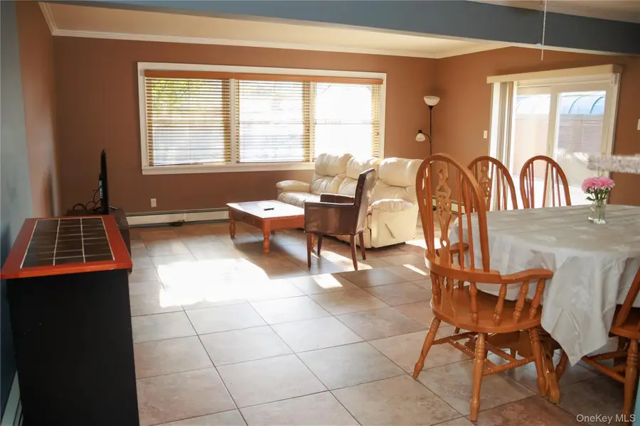 40 Tanager, Levittown, NY 11756 - #3