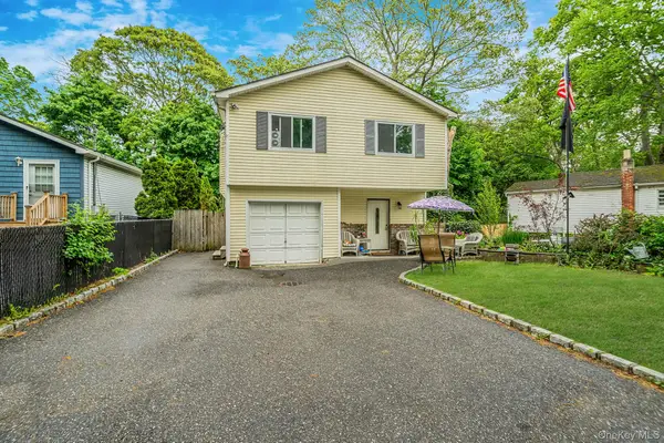 35 Franklin Avenue, Mastic, NY 11950