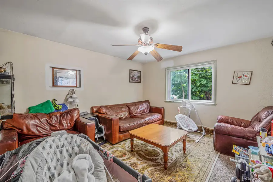35 Franklin Avenue, Mastic, NY 11950 - #3